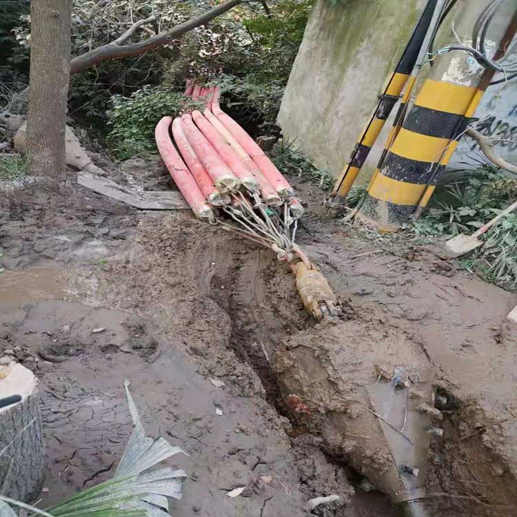 信阳铜矿拖拉管